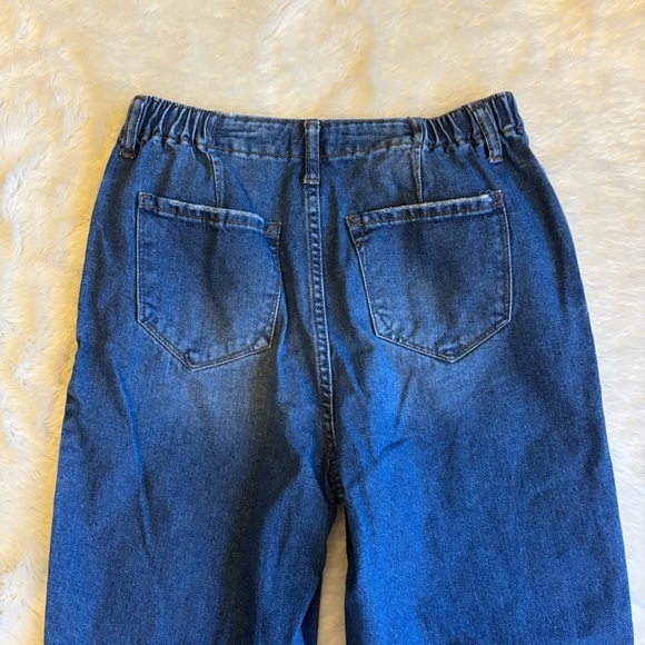 Kensie High Rise Barrel Button Fly Distressed Dark Wash Jean Womens 6/28 - Picture 6 of 7